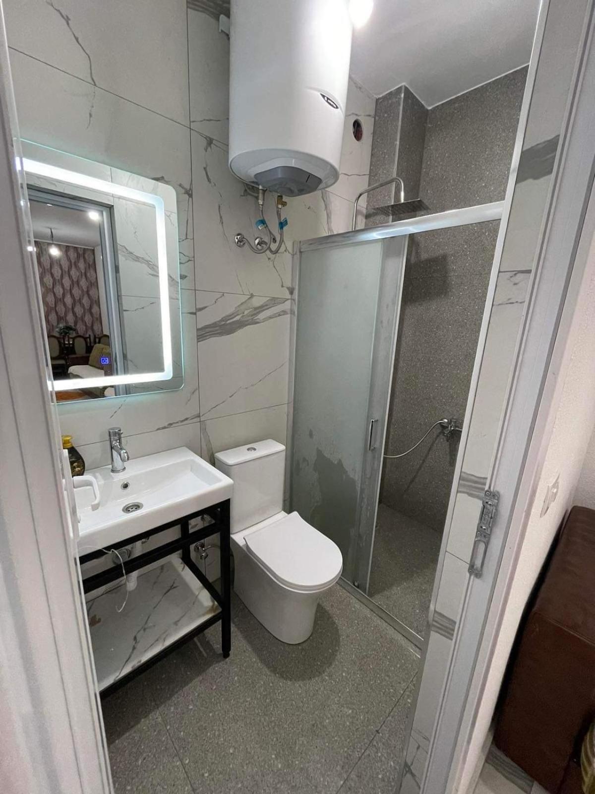 Unik Family Apartments Prizren Eksteriør billede